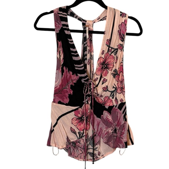Free People Tops - Free People Floral Hot Tropics Halter Sleeveless Boho Tank sz L